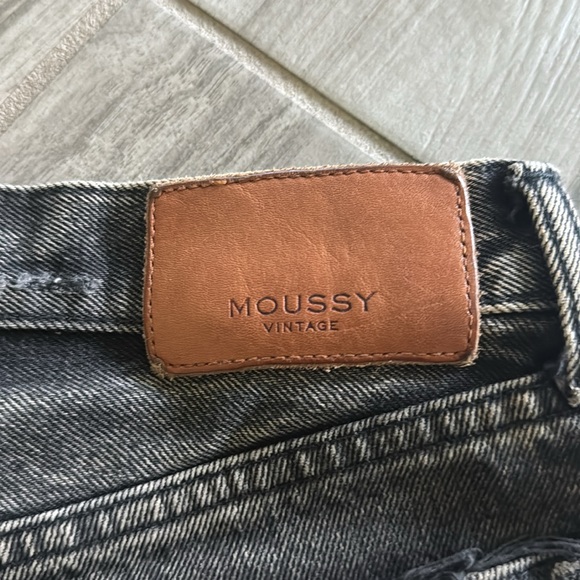 Moussy Black Denim Shorts - Picture 5 of 11